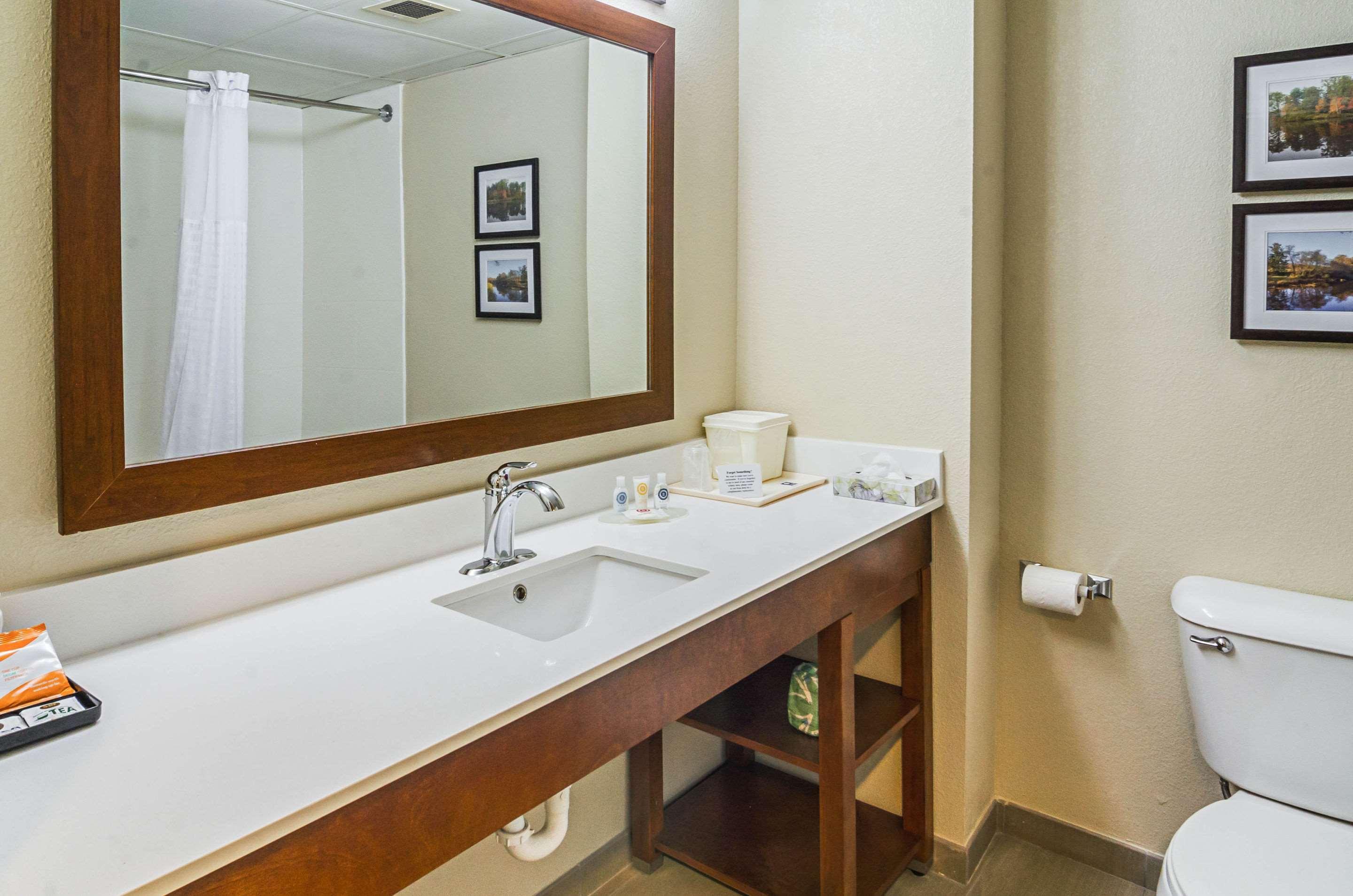 Comfort Inn & Suites Oxford South Екстер'єр фото