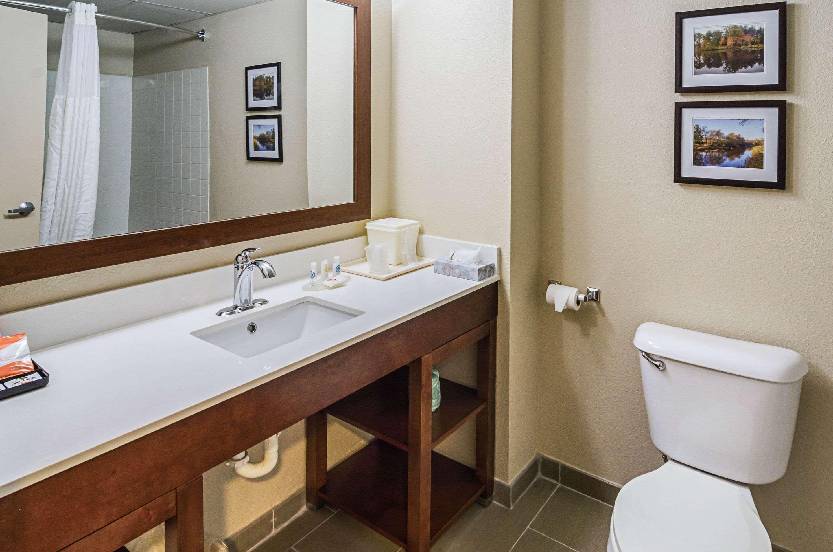 Comfort Inn & Suites Oxford South Екстер'єр фото