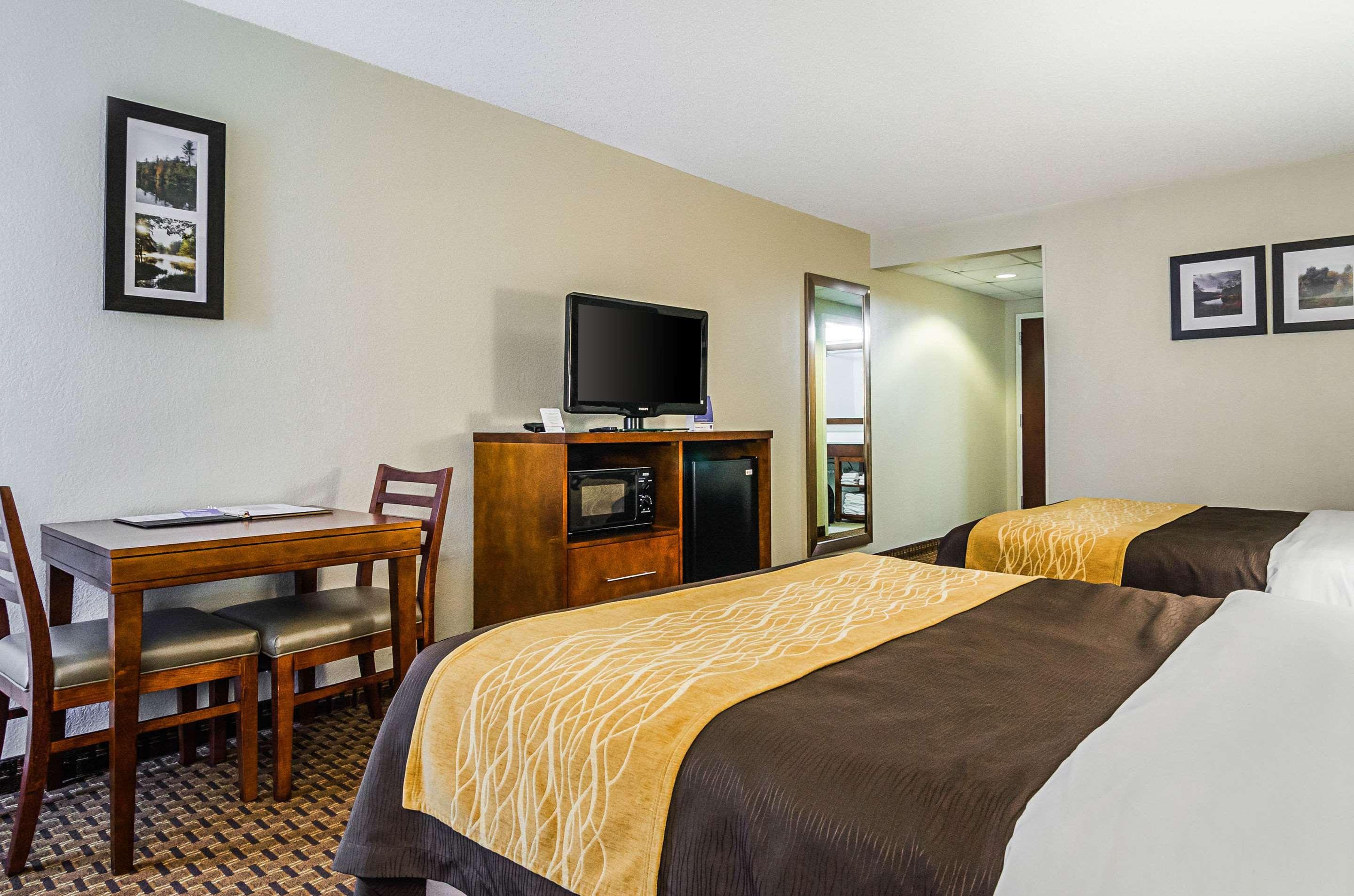 Comfort Inn & Suites Oxford South Екстер'єр фото