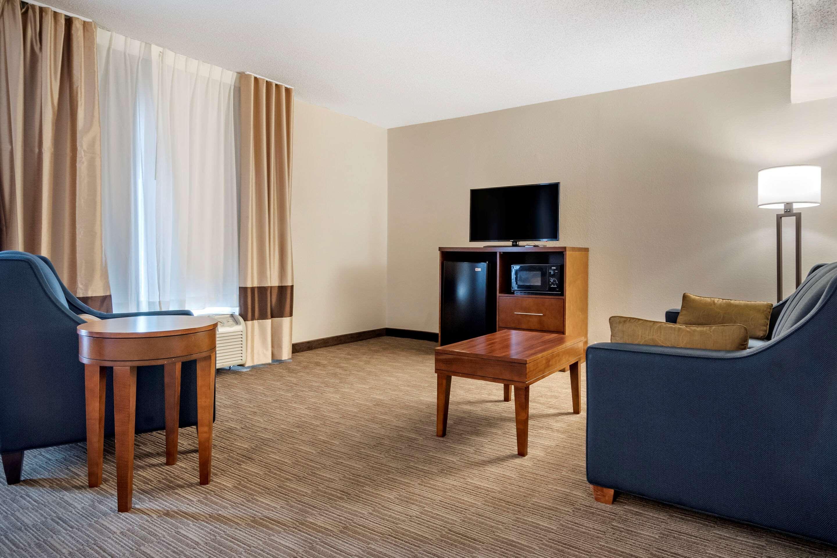 Comfort Inn & Suites Oxford South Екстер'єр фото