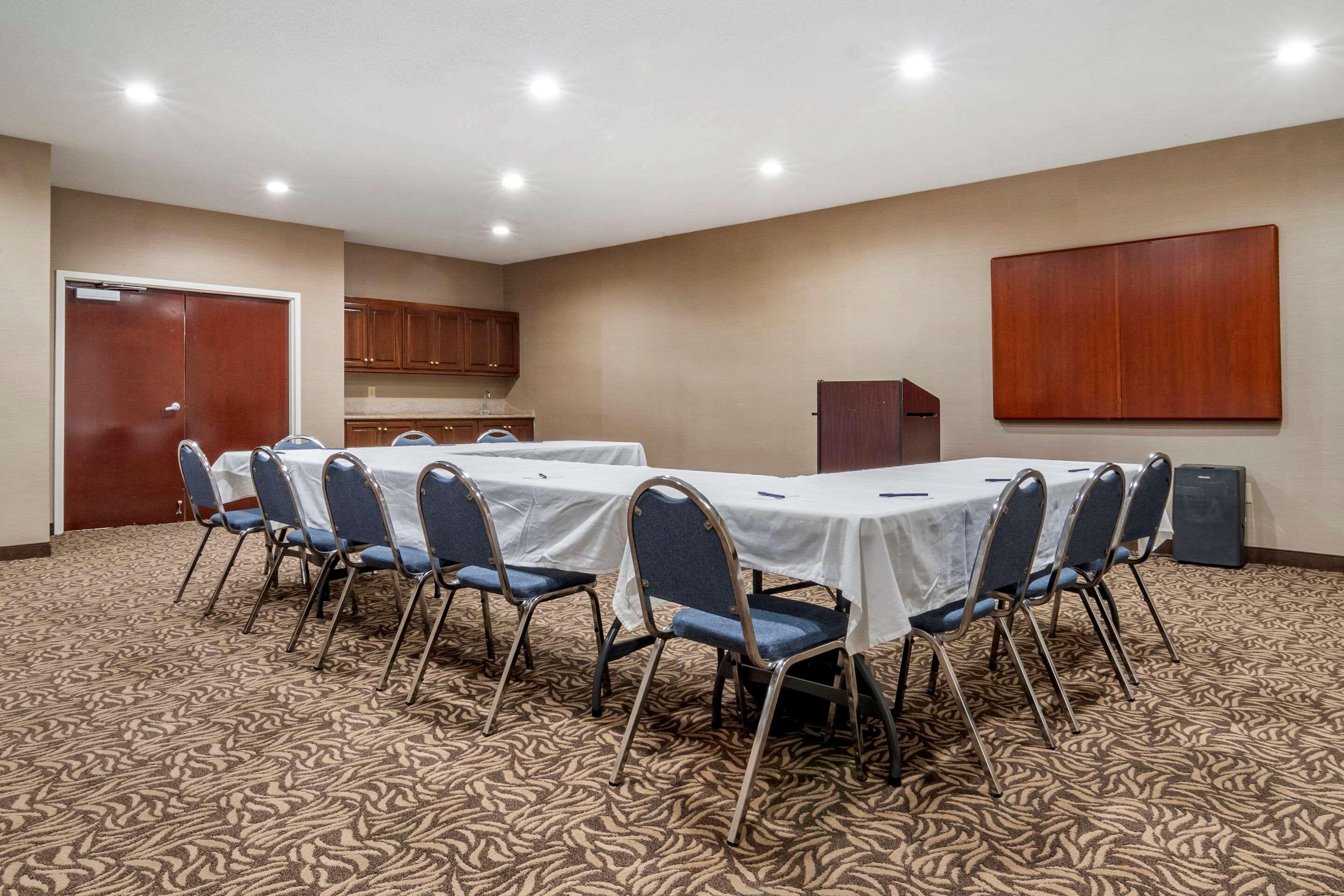 Comfort Inn & Suites Oxford South Екстер'єр фото