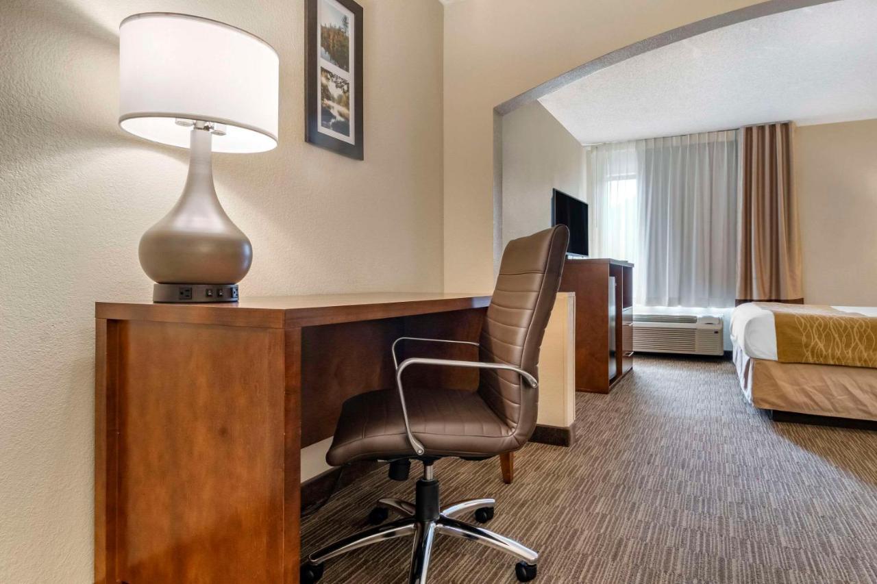 Comfort Inn & Suites Oxford South Екстер'єр фото