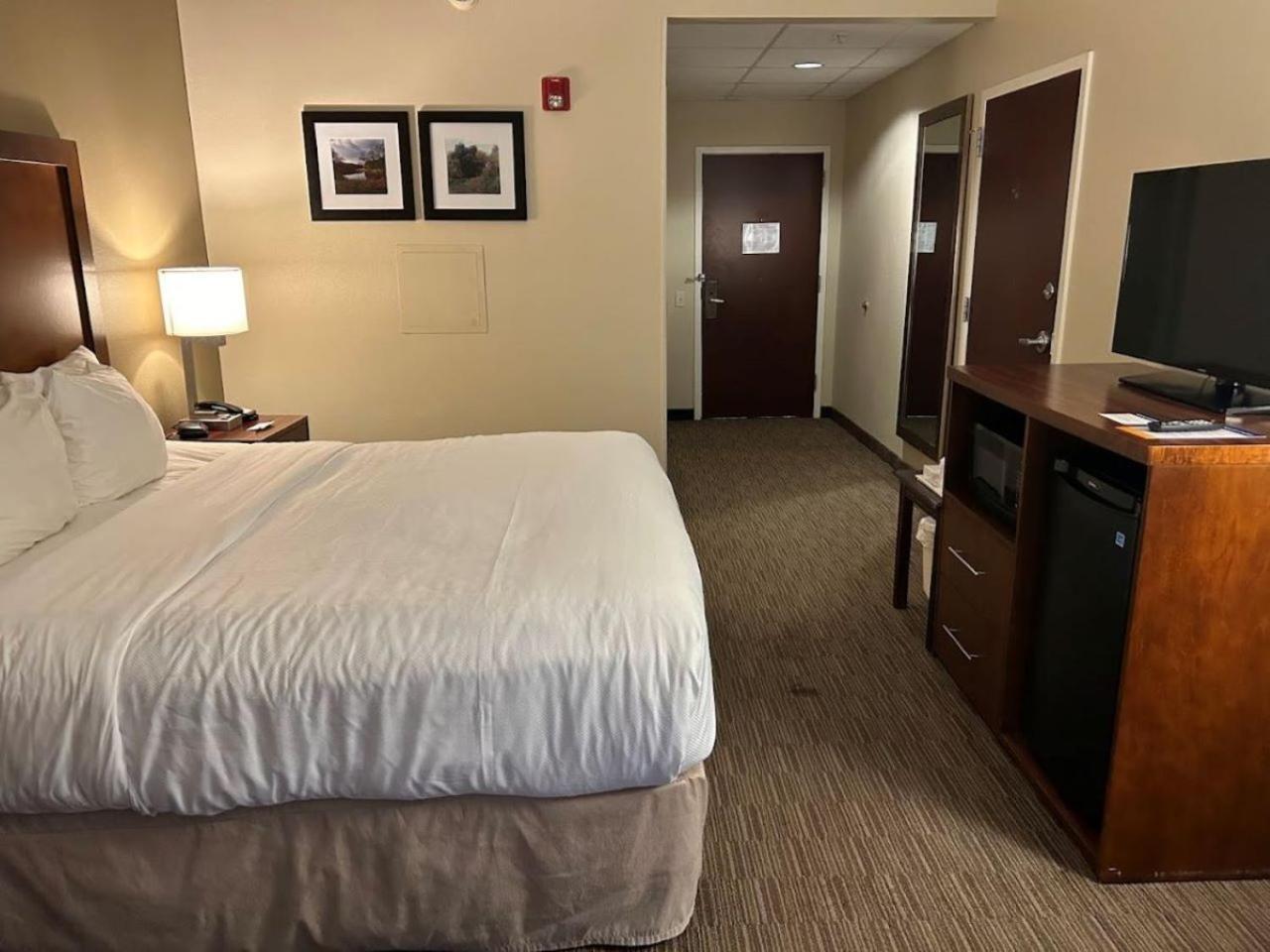 Comfort Inn & Suites Oxford South Екстер'єр фото