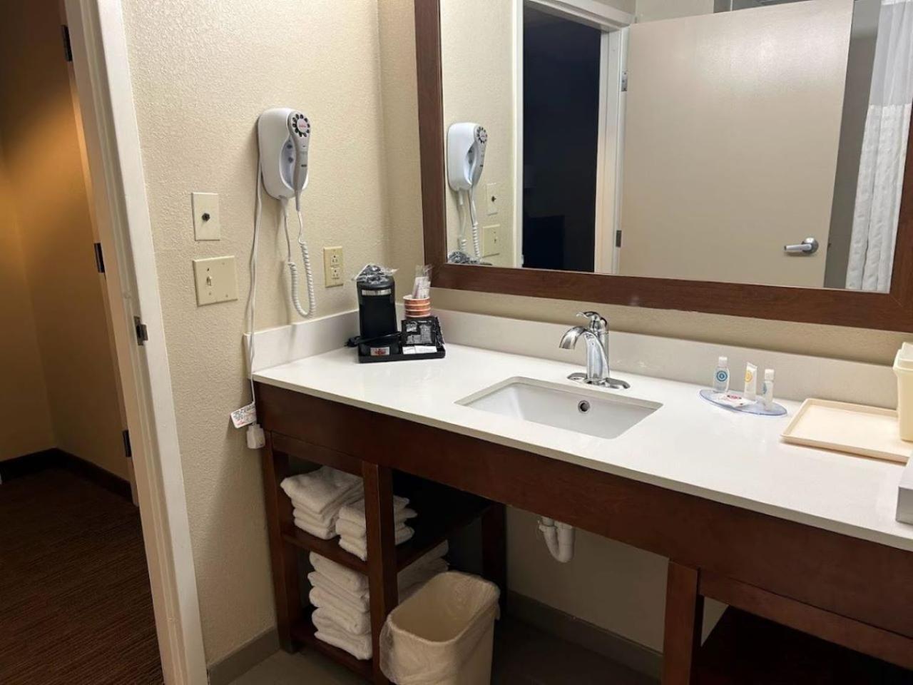 Comfort Inn & Suites Oxford South Екстер'єр фото